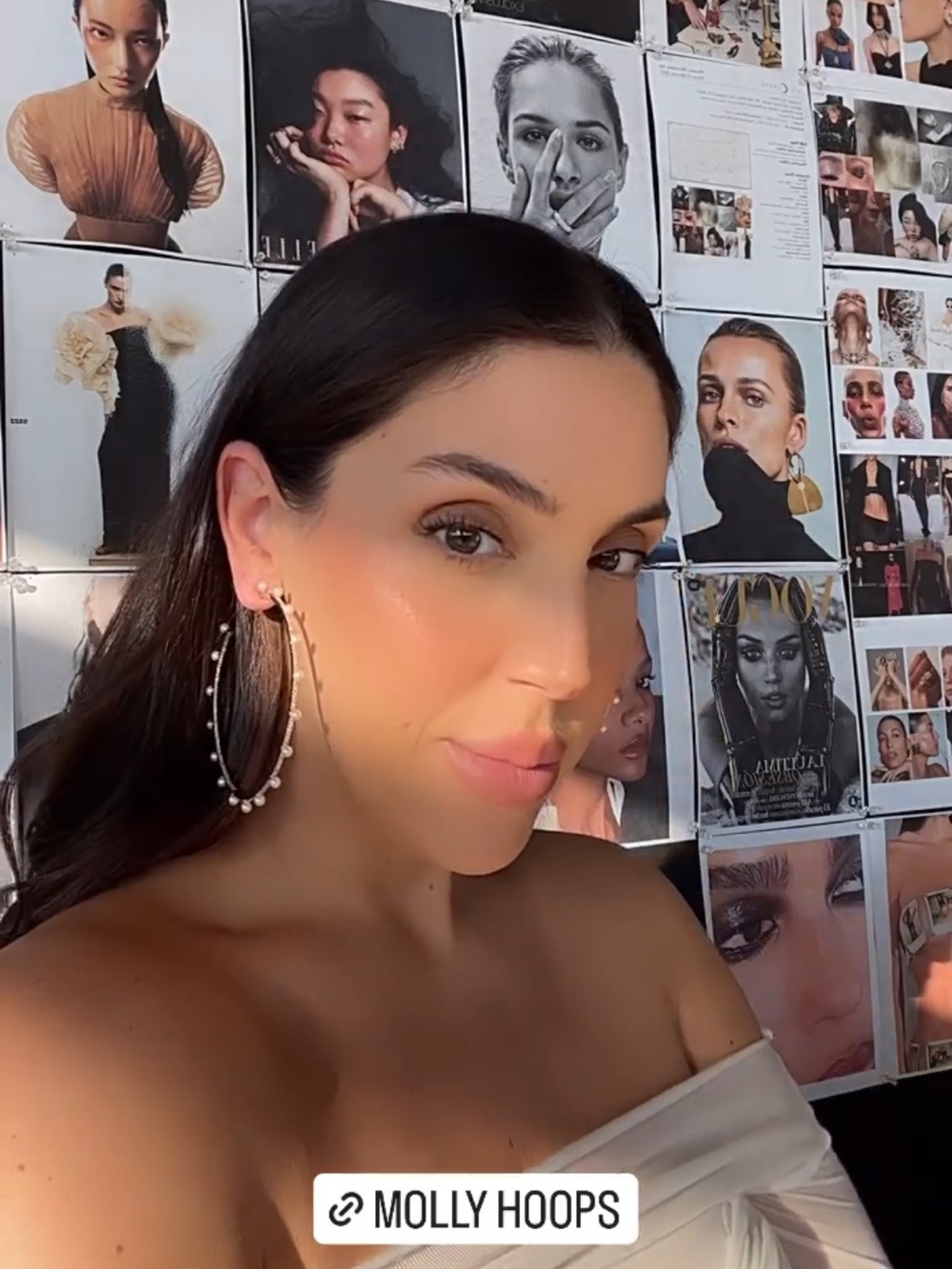 Lili Claspe Molly large gold hoop earrings